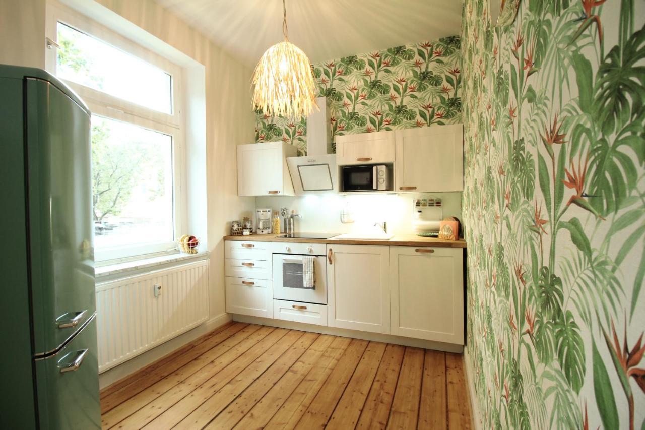 Secret Hideaways Tropical Feeling Mit 2 Schlafzimmer Nahe City L Messe L Flughafen L Hbf Duisburg Dış mekan fotoğraf